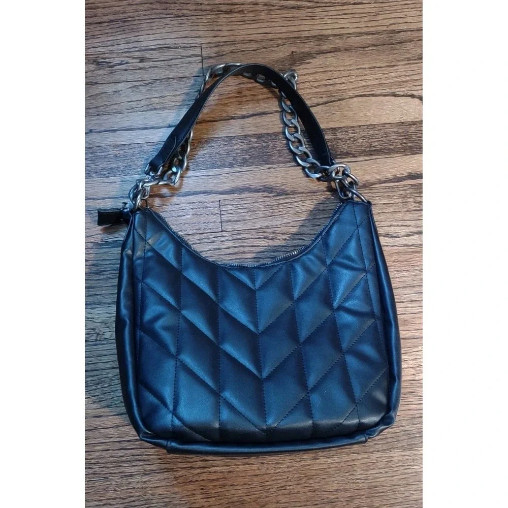 Steve Madden Black Quilted Hobo Shoulder Bag SM Logo Faux Leather Gunmetal chain